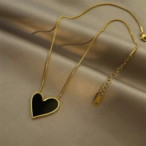 love heart design silver plated necklace