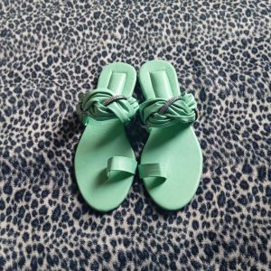 women's rexine fancy flats