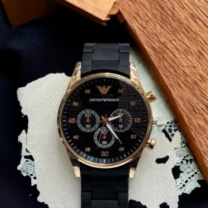 men's analogue watch